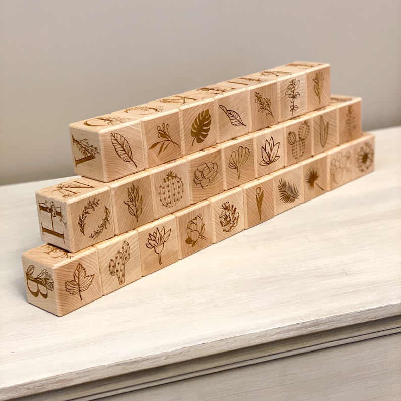 Wooden Blocks Kids Birthday Gift Set of 26 Floral ABC Animal Blocks Montessori Toys Wooden Decor Gifts for Baby Alphabet Blocks