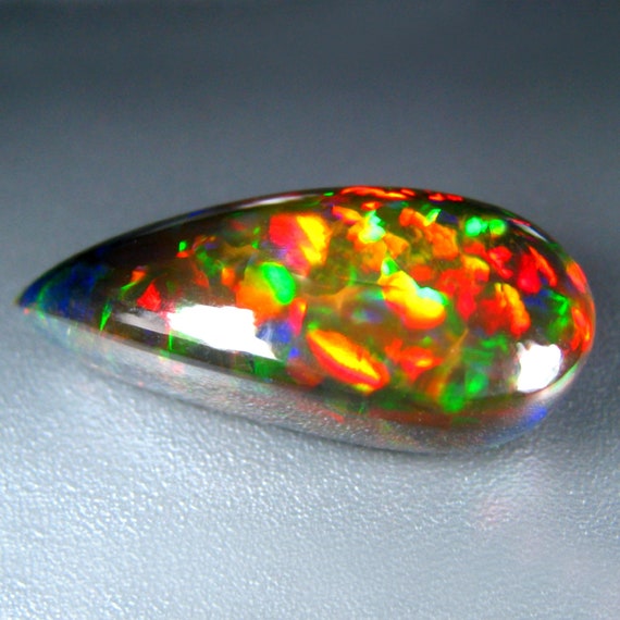 Opale D'Éthiopie Naturelle - Cabochon Poire 1,48 Carats - Taille 9,6x7 Mm - Multicolore - Neuf étiqueté