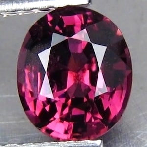 GIT CERTIFIED NATURAL SPINEL_ 1.40 Ct Pinkish Purple Git Certified Unheated Natural Spinel Oval Cut Brilliant Step Loose Gemstones / Ref Vdo