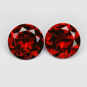 PYROPE-ALMANDINE NATURAL GARNET_ 4.55 Cts & 8x8x4.5 mm_ Natural Red Garnet Round 8mm Loose Gemstones / Garnet ring Pendant / Garnet Gemstone