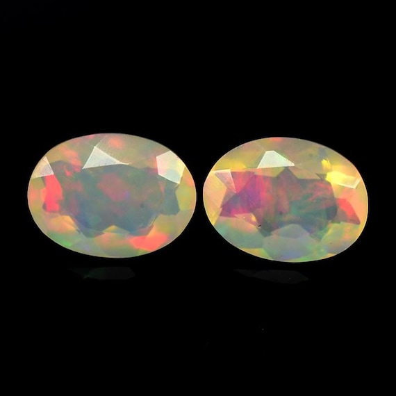 Natural Opal Gemstones: Cts, 8x6mm Oval Cut Pair