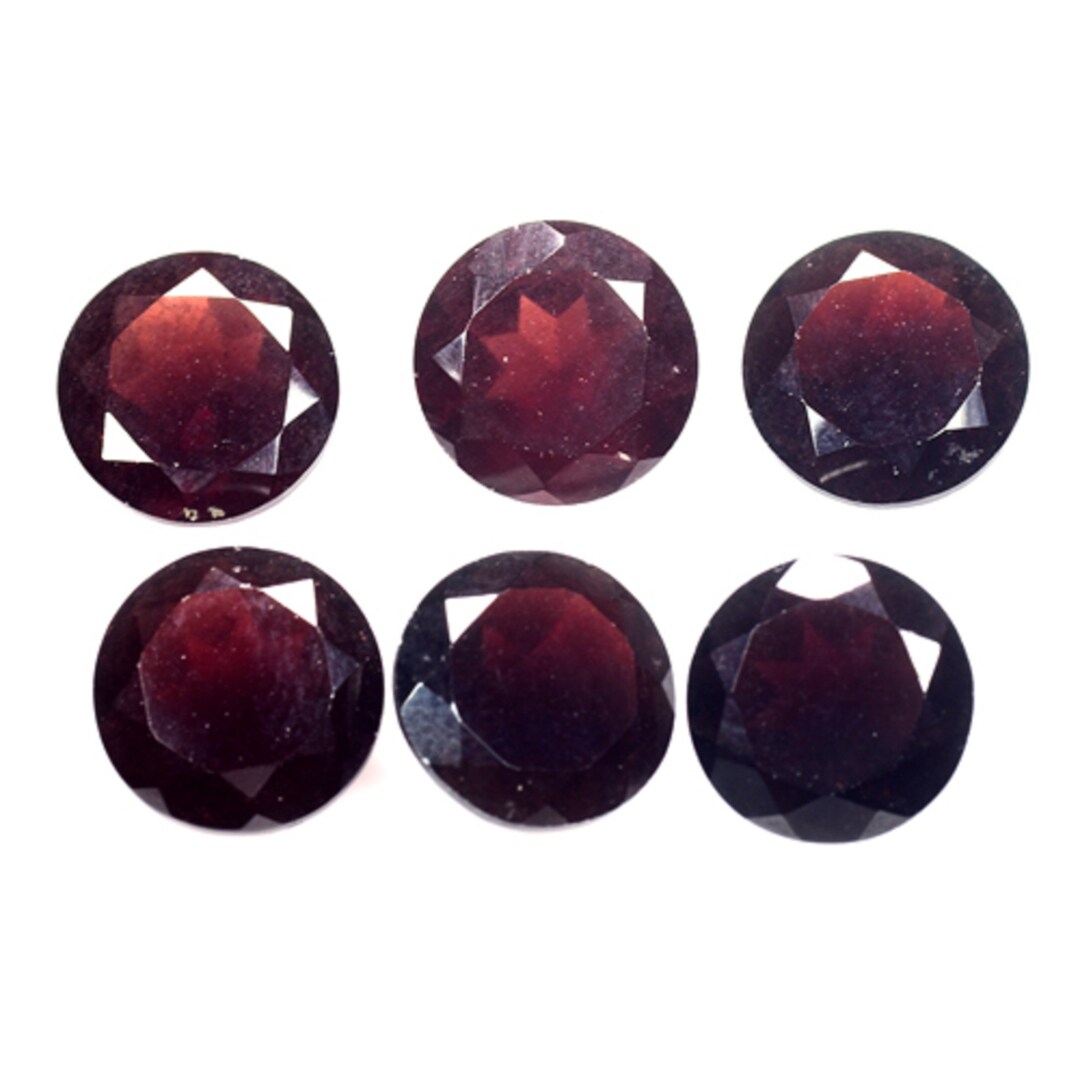 PYROPE-ALMANDINE NATURAL Garnet! 9x9x5mm Red Natural