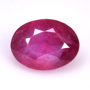 Unheated VIVID Pinkish Red Ruby: 1.10 Ct GFCO Certified Ruby Oval Cut Loose Gemstone from Mozambique