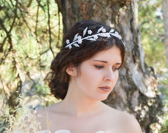 Forehead Wedding Crown Headband for Wedding | Lady Mary Inspired Tiara | Victorian Royal Wedding Beaded Flowers Bridal Accessory | Elizabeth
