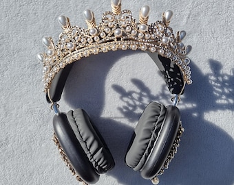 THE LOUVRE Crown Headphones