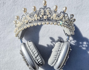 THE LOUVRE Crown Headphones