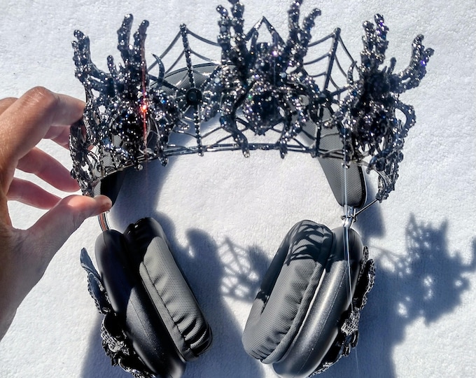 Black Spider Crown Headphones