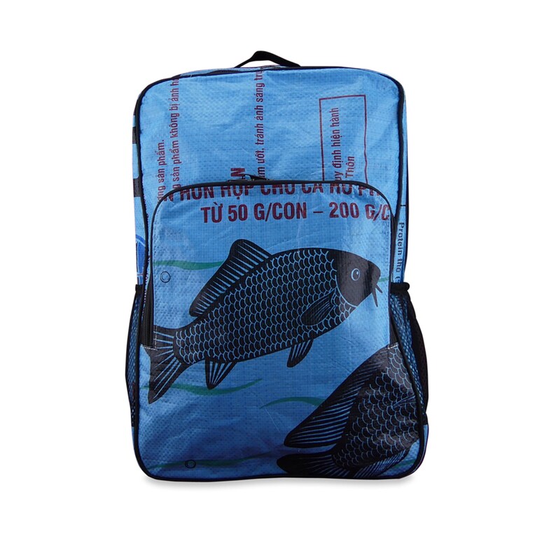 Mochila cuadrada upcycling Kare hecha con bolsa de cemento Fisch Blau-Schwarz