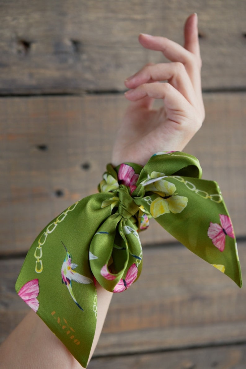 Green skinny scarf, wrist scarf, hair ribbon, neck scarf image 1