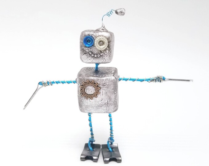 Robot sculpture,miniature retro robot