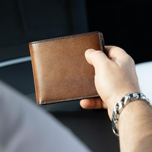 Cartera de piel plegable para hombre en piel italiana de grano completo con bolsillo para monedas - Marrón