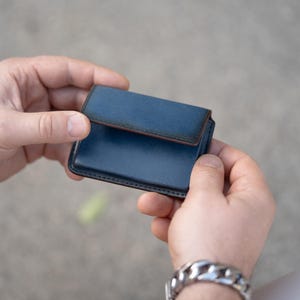フルグレインレザーカードホルダー、イタリアンレザーカードケース、ミニマリストレザーウォレット - ブルー