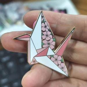 Sakura Crane - origami crane enamel pin - lillbits - Sakura pins