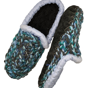 Crocheted slippers, virgin wool + recycled textiles, size 40-43, handmade unisex