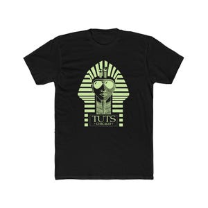 Tuts bar nightclub (Chicago) Men&#39;s Cotton Crew Tee