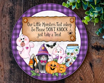 Halloween Door Sign 'Please Don't Knock' with Cute Monsters, No Knocking Baby Sleeping Sign, Trick or Treat Door Hanger,Halloween Décor