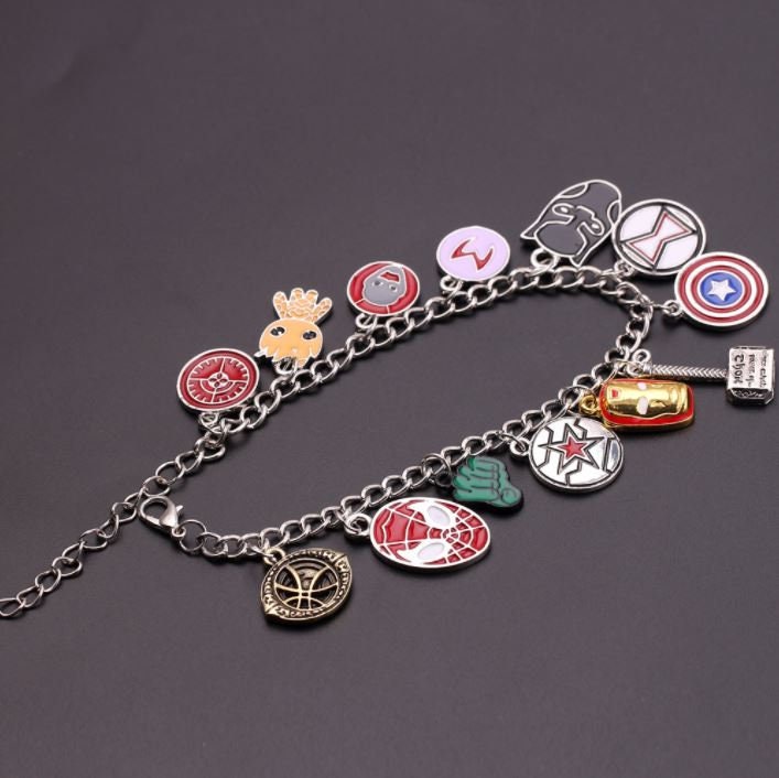 Bracelet Avengers Logo Badges Set - Idolstore - Merchandise And