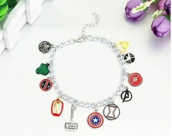 Pulsera con dije de los Vengadores de Marvel, correa para el brazo de superhéroe, joyería
