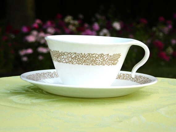 Corelle cup and saucer set hotsell