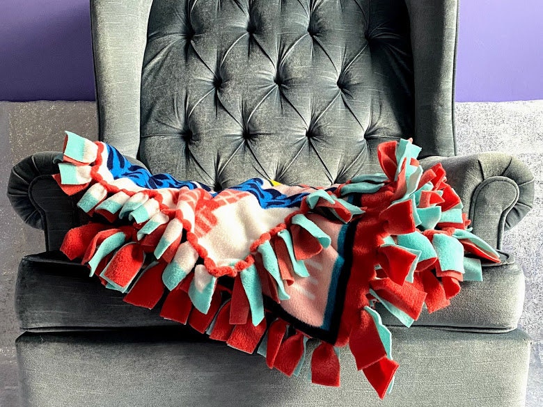 Fleece Tie Knot Blankets - household items - by owner - housewares sale -  craigslist