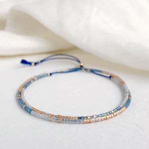 Blue, Gold & White Beaded Bracelet - Dainty Stacking Bracelet - Boho Jewellery