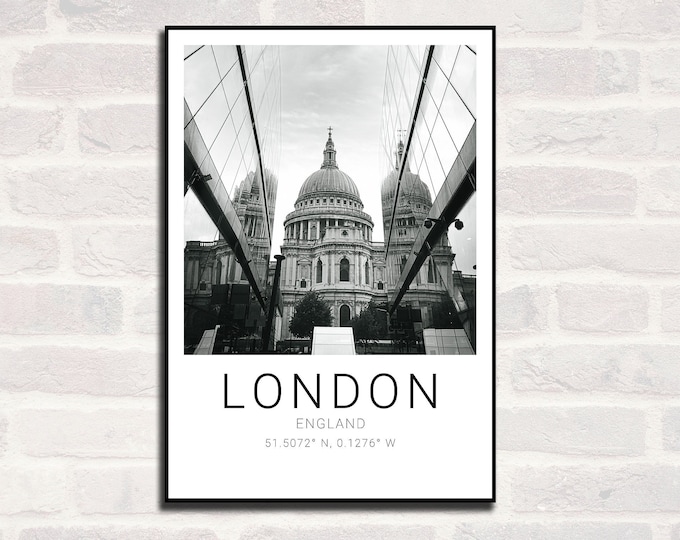 London Premium Travel Prints View of London - Wall hangings home decor Art - Black and white - A4 A3 A2  - Festival Merch - british UK