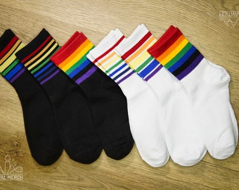 Rainbow Pride Socken - 6 verschiedene Farben - LGBTQ+ Socken - Unisex 1 Paar - Rainbow Flag Socken für Männer und Frauen