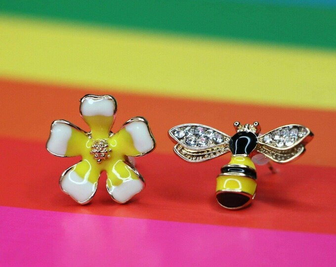 Bee earrings - Bee and Spring Flower - Honey Bee earrings Bumble Bee - Manchester bee - Mini bee studs MCR Manchester manc birthday summer