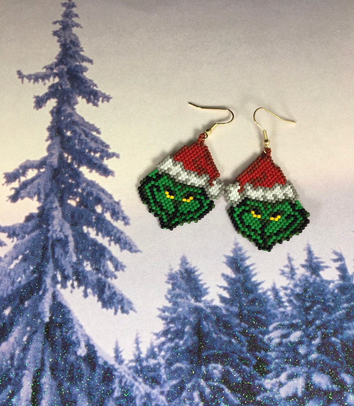 Grinch Earrings Beaded Grinch Who Stole Christmas Earrings Etsy