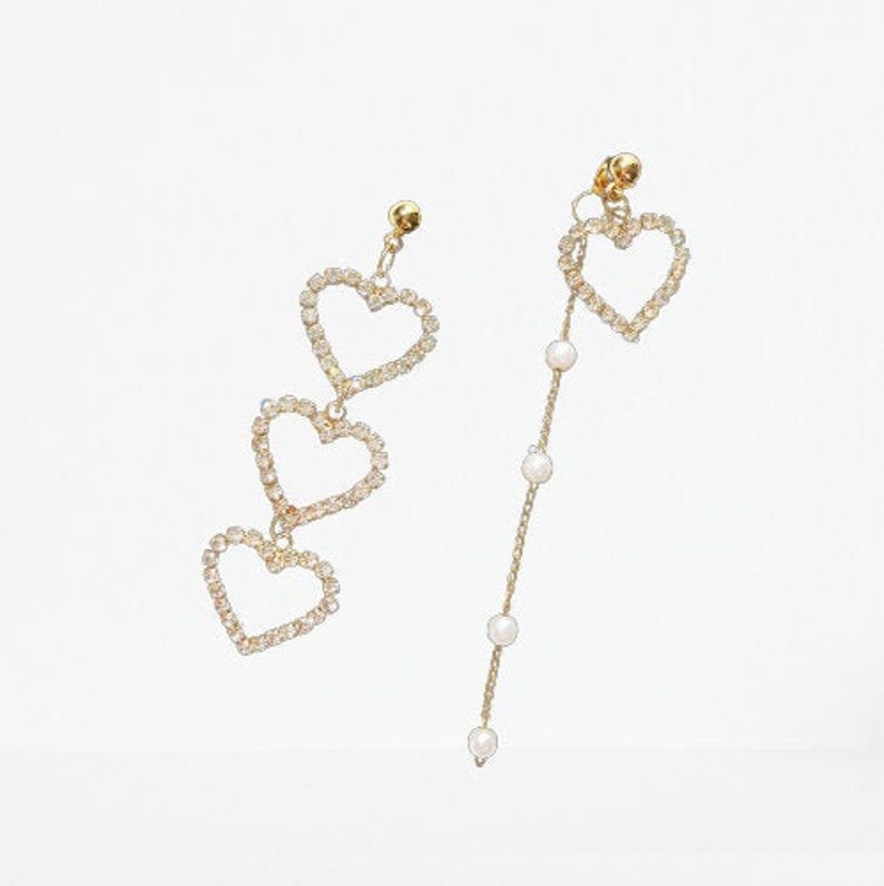 Gift for her Gold Earrings Asymmetrical Love Heart Earrings Jewellery Gifts Pearl Earring Dangle Earring Drop Earring Silver Earrings