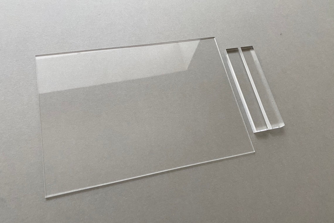 Clear A4 Acrylic Sheet With Stand 3mm, Acrylic Sign Holders With Stand
