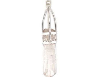 Stones Desire Danburite Crystal Pendant Necklace (22") Clear