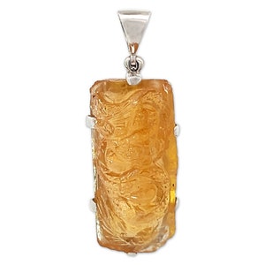 Starborn Carved Imperial Topaz Pendant Necklace (22") Orange