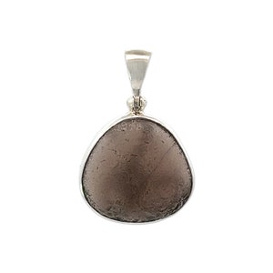 Stones Desire Saffordite Cintamani Pendant Necklace (22&quot;) Brown