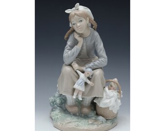 Lladro Daydreaming Girl With Doll and Basket of Bread and