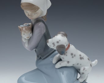 リヤドロ LLADRO 5032 少女と猫と犬 Little Friskies リヤドロ LLADRO 5032 少女と猫と犬 Little Friskies