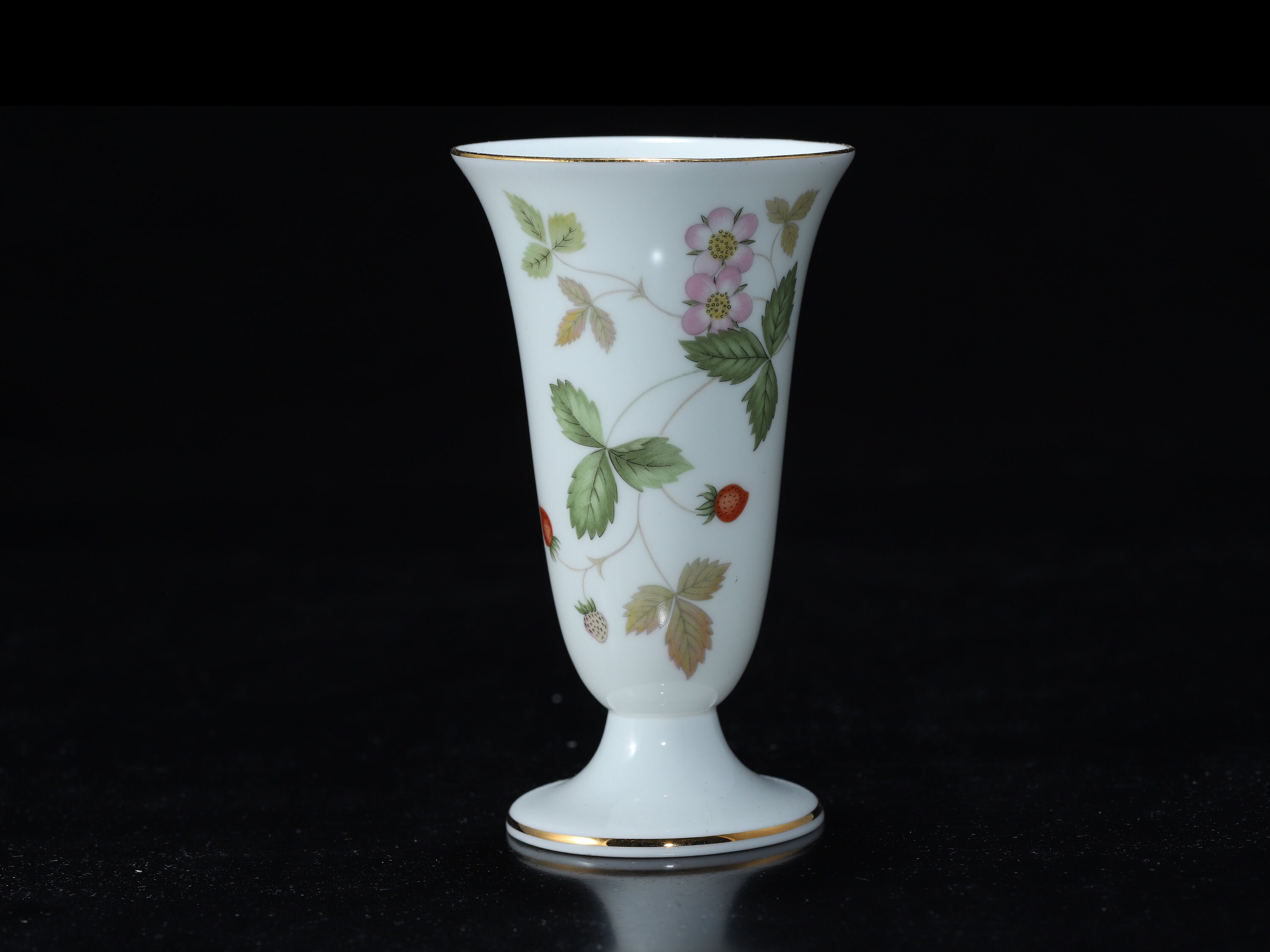 Wedgwood Small 4 Inch Vase With Floral Design Etsy