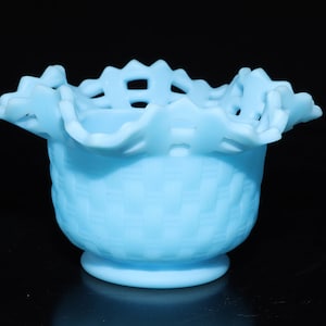 Fenton Basket Weave Style Blue Vase With An Open Edge Ruffled Trim