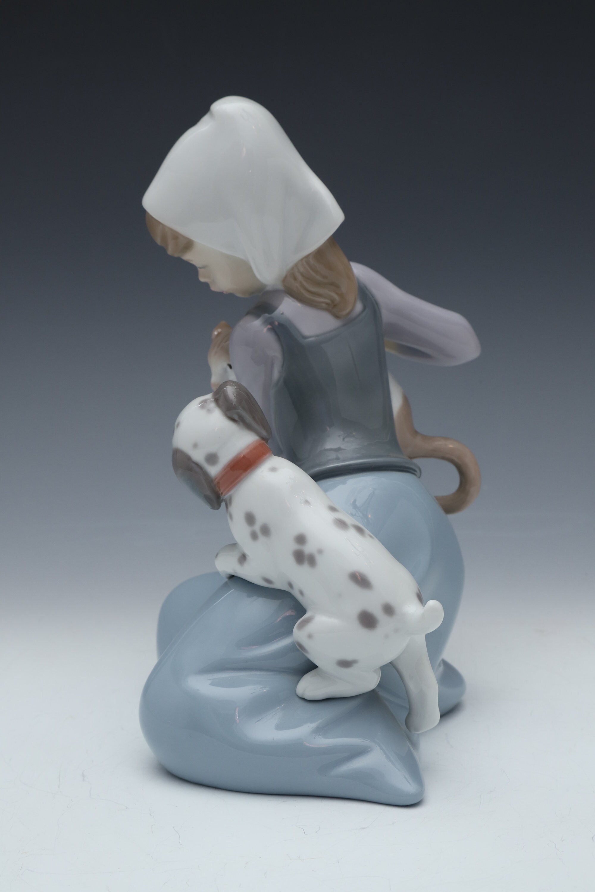 リヤドロ LLADRO 5032 少女と猫と犬 Little Friskies Yahoo