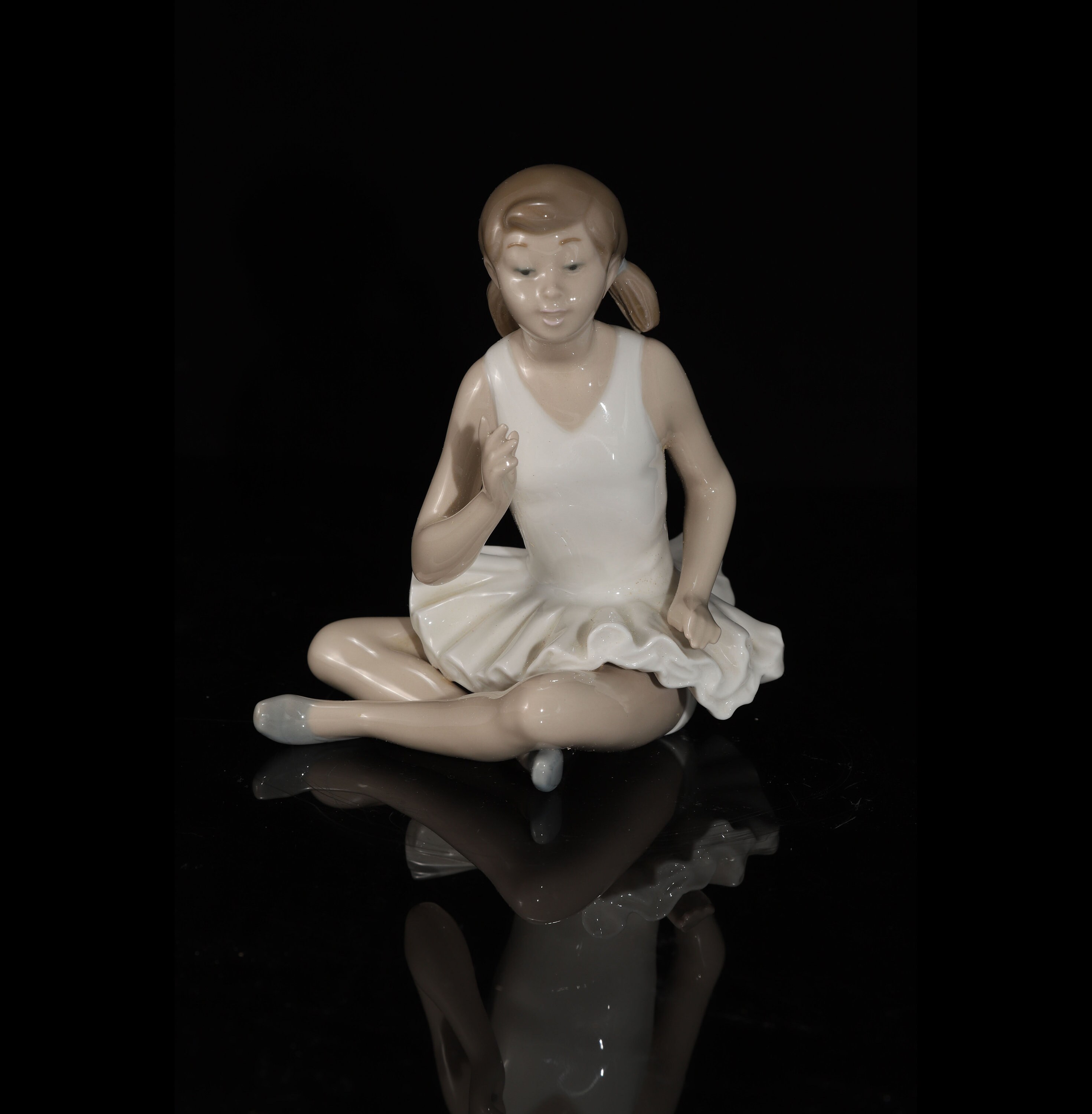 Lladro Nao Ballerina Dancer Porcelain Figurine 146 Sitting Etsy