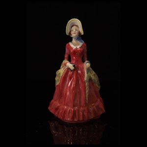 Royal Doulton Sabbath Morn Porcelain Figurine HN 1982