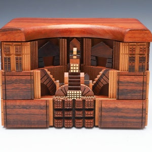 Vintage Po Shun Leong Signed Wooden Box, Po Shun Leong Tromp