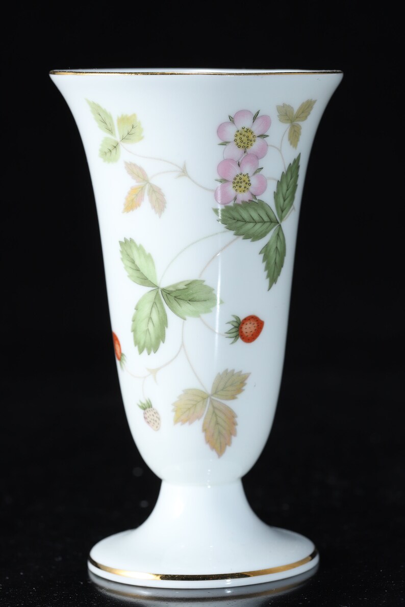 Wedgwood Small 4 Inch Vase With Floral Design Etsy