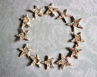 Natural Small Vine Stars (pack of 12) - Chinchilla/Rat/Degu/Rabbit/Guinea Pig/Squirrel/Hamster Chew Toy Cage Accessories Toss Toy