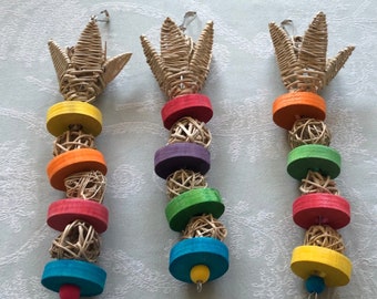 Chin Chewlip Hanging Toy - Chinchilla/Rat/Rabbit/Guinea Pig Flower Spring Chew Toy