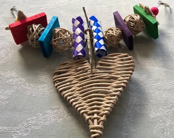 Heart Garland Hanging Toy - Chinchilla/Rat/Rabbit/Guinea Pig Chew Toy