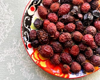 Dried whole rose hips (70g / 2.47oz) - Chinchilla/Rat/Degu/Rabbit/Guinea Pig Treats