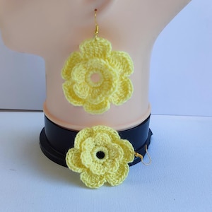 Crochet Flower Earrings,  Yellow  Flowers Earrings, Handmade Jewelry, Crochet Jewelry, Summer Earrings, Handmade Earrings, Dangle Earrings
