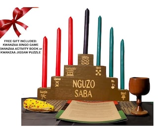 Conjunto de celebração Kwanzaa Kinara - Kwanzaa, 7 princípios e símbolos de Kwanzaa com Kwanzaa NGUZO SABA esculpido à mão (conjunto de 11 peças)