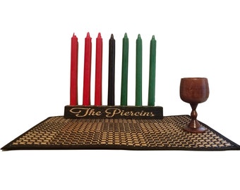 Sobrenome personalizado Kwanzaa Kinara- Presente Kwanzaa-Presente de casamento - Celebração- Presentes- Kwanzaa Kinara